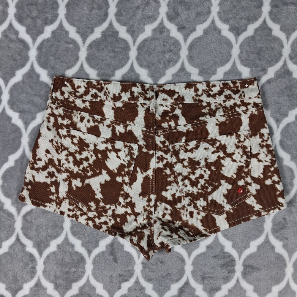 Cow Print Denim Shorts Women Medium Brown Western Cowgirl Rodeo - Picture 2 of 7